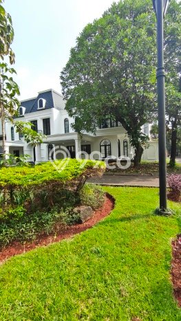 Ready to Use! Premium House LT 250m2 Desain Elegan di Bintaro Ready to Use! Premium House LT 250m2 Desain Elegan di Bintaro
