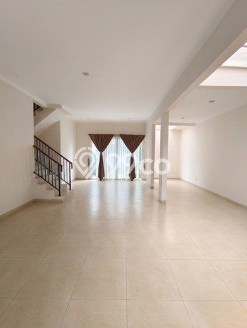 Hunian Elit LB 163m2 Siap Huni Desain Elegan di Sektor 7-Bintaro, Tangerang Selatan Hunian Elit LB 163m2 Siap Huni Desain Elegan di Sektor 7-Bintaro, Tangerang Selatan