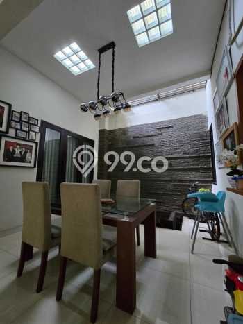 Dijual Rumah Luas Megah Dengan View Eksklusif di Bintaro, Tangerang Selatan Dijual Rumah Luas Megah Dengan View Eksklusif di Bintaro, Tangerang Selatan