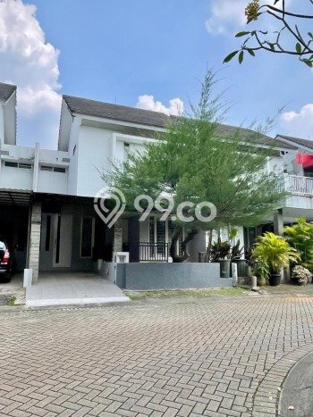 Hunian Elit LB 130m2 Siap Huni Desain Elegan di Bintaro, Tangerang Selatan Hunian Elit LB 130m2 Siap Huni Desain Elegan di Bintaro, Tangerang Selatan