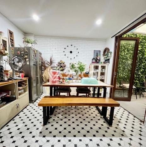 Ready to Use! Premium House LT 190m2 Desain Modern di Sektor 9-Bintaro Ready to Use! Premium House LT 190m2 Desain Modern di Sektor 9-Bintaro