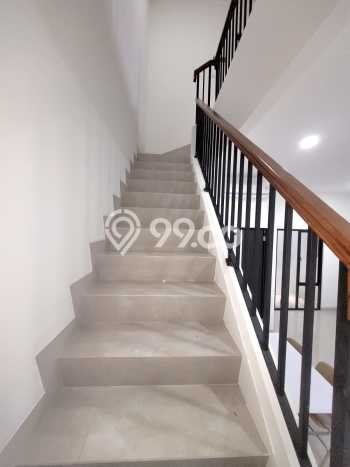 Rumah Elit Modern Siap Huni di Sektor 9-Bintaro Tangerang Selatan Rumah Elit Modern Siap Huni di Sektor 9-Bintaro Tangerang Selatan