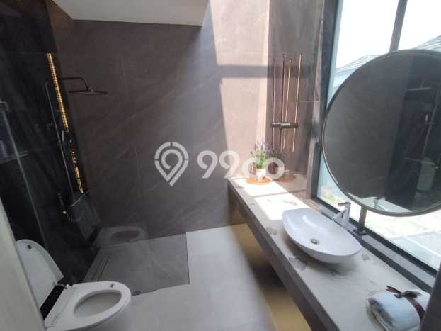 Hot Offer Hunian Premium Ideal dan Luas di Cakung, Jakarta Timur Hot Offer Hunian Premium Ideal dan Luas di Cakung, Jakarta Timur