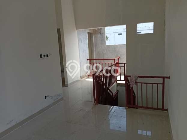 Rumah Strategis Modern Lb 110m2 di Sleman, Sleman Rumah Strategis Modern Lb 110m2 di Sleman, Sleman