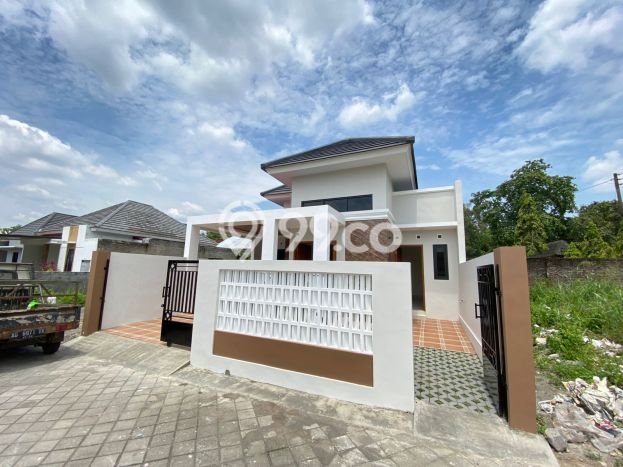 Rumah Minimalis 3 Kamar LT 122m2 di Maguwoharjo Rumah Minimalis 3 Kamar LT 122m2 di Maguwoharjo