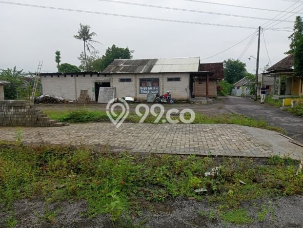 Dijual Tanah di Ngaglik Sleman Luas 120m2 SHM Dijual Tanah di Ngaglik Sleman Luas 120m2 SHM