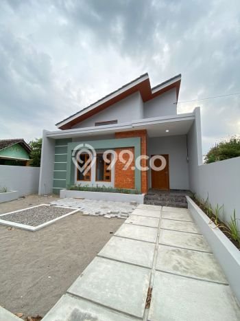 Jual Rumah Strategis Bagus Punya 2 KT di Prambanan Sleman SHM Jual Rumah Strategis Bagus Punya 2 KT di Prambanan Sleman SHM
