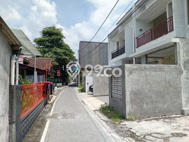 For Sale Rumah 4 Kamar Lokasi Strategis Bagus dan Strategis di Turi For Sale Rumah 4 Kamar Lokasi Strategis Bagus dan Strategis di Turi