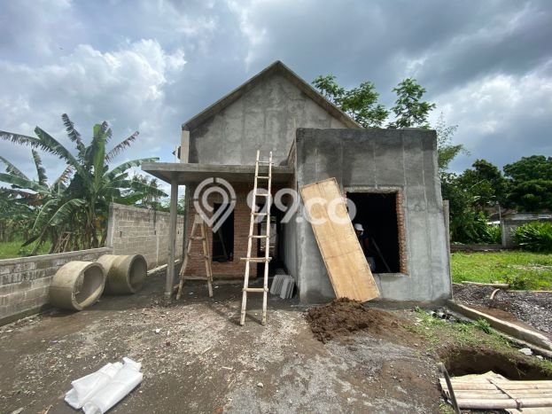 Dijual Cepat Rumah Favorit Siap Huni LB 45m2 di Seyegan, Sleman Dijual Cepat Rumah Favorit Siap Huni LB 45m2 di Seyegan, Sleman