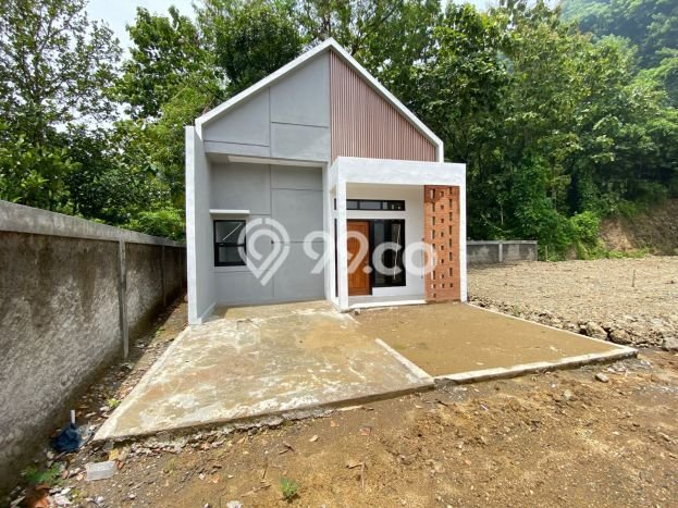 Jual Rumah Murah Meriah Banguntapan Punya 2 Kamar & LT 72m2 Jual Rumah Murah Meriah Banguntapan Punya 2 Kamar & LT 72m2