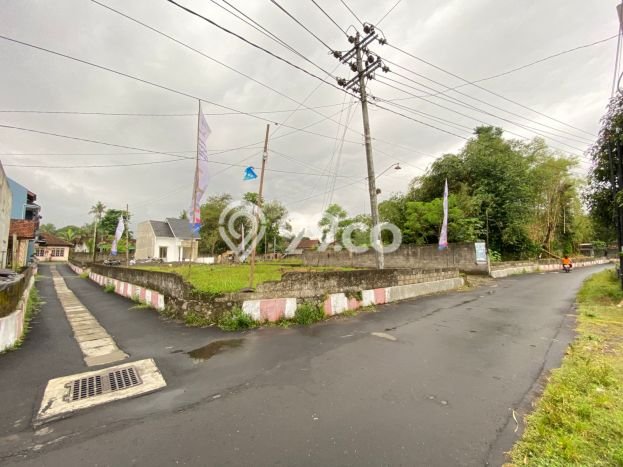 Jual Rumah Murah Meriah Tempel Punya 1 Kamar & LT 80m2 Jual Rumah Murah Meriah Tempel Punya 1 Kamar & LT 80m2