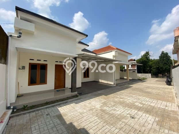 Rumah Minimalis 3 KT di Sleman Yogyakarta Unfurnished Rumah Minimalis 3 KT di Sleman Yogyakarta Unfurnished