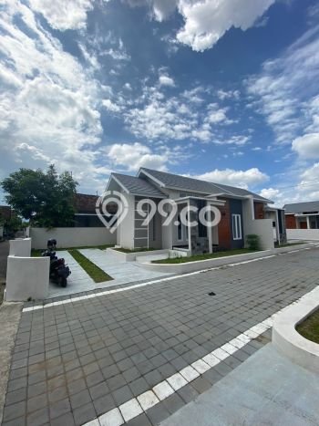 Rumah Modern Cantik 2 Kamar Bisa Langsung Pindah di Kalasan Rumah Modern Cantik 2 Kamar Bisa Langsung Pindah di Kalasan