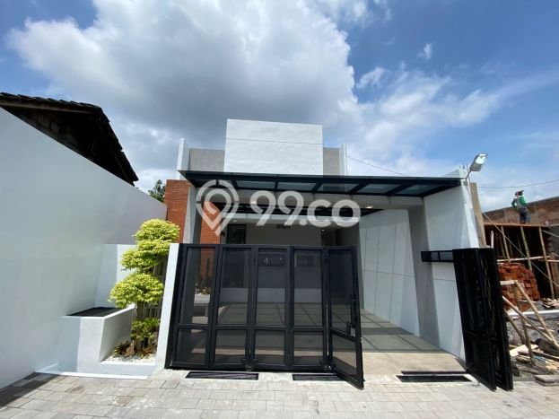 Rumah Minimalis 3 KT LT 127m2 di Maguwoharjo Rumah Minimalis 3 KT LT 127m2 di Maguwoharjo