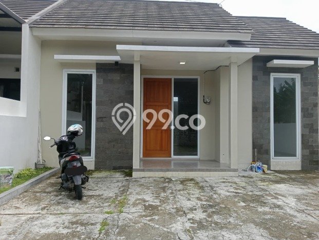 Jual Rumah Strategis Bagus Punya 3 KT di Depok Sleman SHM Jual Rumah Strategis Bagus Punya 3 KT di Depok Sleman SHM