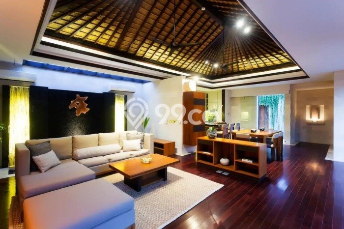 Properti Berkualitas! Vila Kawasan Kuta, Ukuran 550m2m², Kondisi Terbaik Properti Berkualitas! Vila Kawasan Kuta, Ukuran 550m2m², Kondisi Terbaik