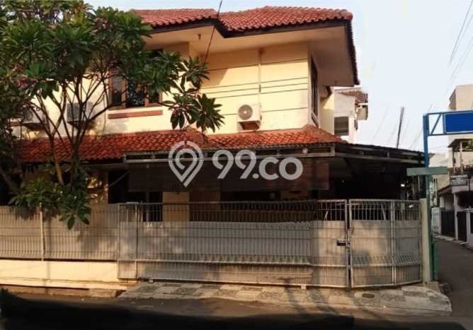 Rumah Elit Modern Tanpa Renovasi di Pondok Kelapa Jakarta Timur Rumah Elit Modern Tanpa Renovasi di Pondok Kelapa Jakarta Timur