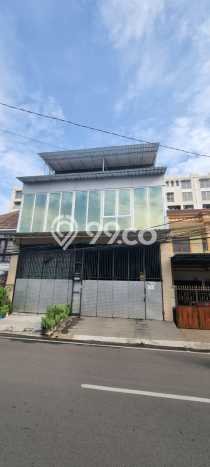 Ready to Use! Luxury House LT 193m2 Desain Modern di Semanan Ready to Use! Luxury House LT 193m2 Desain Modern di Semanan