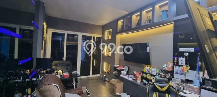 Ready to Use! Luxury House LT 193m2 Desain Modern di Semanan Ready to Use! Luxury House LT 193m2 Desain Modern di Semanan