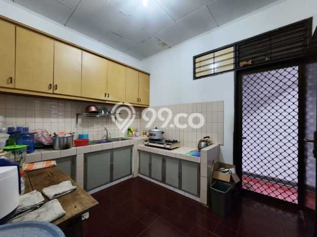 Siap Huni Rumah Mewah 4 Kamar di Kebayoran Lama Dekat ke Mana Pun Siap Huni Rumah Mewah 4 Kamar di Kebayoran Lama Dekat ke Mana Pun