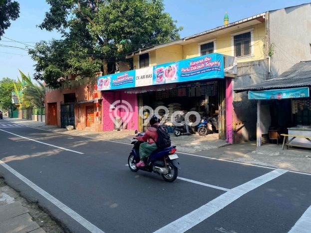 Ruko Dijual di Jakarta Selatan LT 184m2 & LB 322m2 Lokasi Terbaik! Ruko Dijual di Jakarta Selatan LT 184m2 & LB 322m2 Lokasi Terbaik!