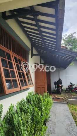 Siap Huni Rumah Mewah 8 Kamar di Pesanggrahan Dekat ke Mana Saja Siap Huni Rumah Mewah 8 Kamar di Pesanggrahan Dekat ke Mana Saja