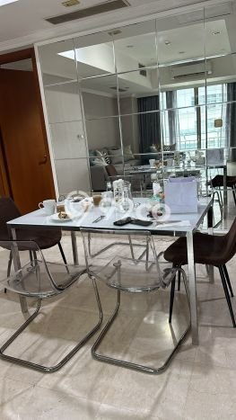 Siap Huni Apartemen Prestisius di Sudirman 3 Kamar & 2 Kamar Mandi Siap Huni Apartemen Prestisius di Sudirman 3 Kamar & 2 Kamar Mandi
