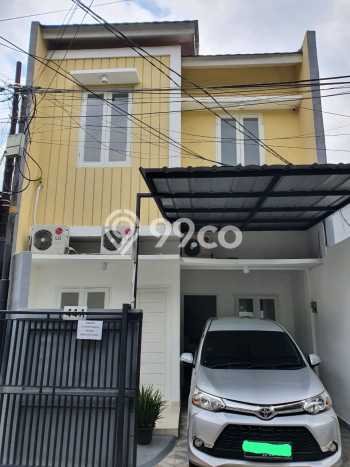 Rumah Modern 2 KT LT 50m2 di Cipete Rumah Modern 2 KT LT 50m2 di Cipete