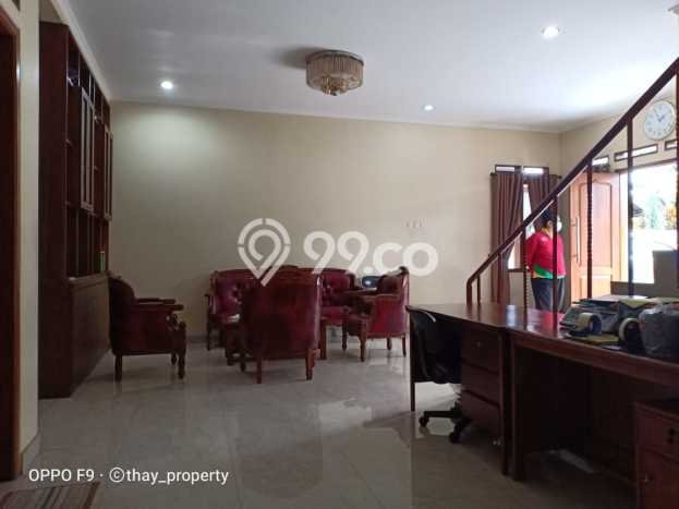 Siap Huni Rumah Mewah 4 Kamar di Jatinegara Dekat ke Mana Pun Siap Huni Rumah Mewah 4 Kamar di Jatinegara Dekat ke Mana Pun