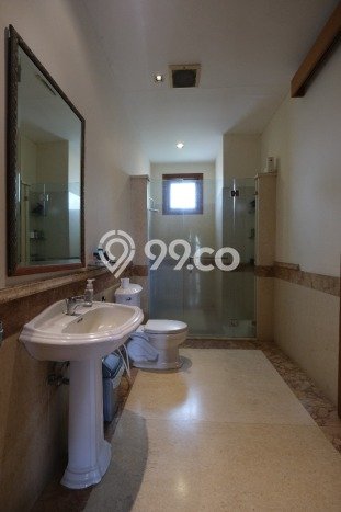 Rumah area Kebayoran Baru, Area Asri, 5 KM Rumah area Kebayoran Baru, Area Asri, 5 KM