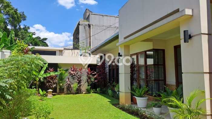 Rumah Luxury Modern Siap Huni di Cipete Jakarta Selatan Rumah Luxury Modern Siap Huni di Cipete Jakarta Selatan