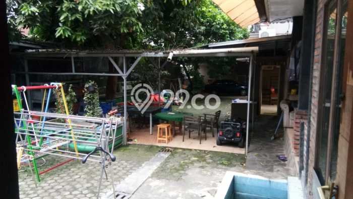 Rumah Mewah LB 400m2 Siap Huni Desain Elegan di Cirendeu, Jakarta Selatan Rumah Mewah LB 400m2 Siap Huni Desain Elegan di Cirendeu, Jakarta Selatan