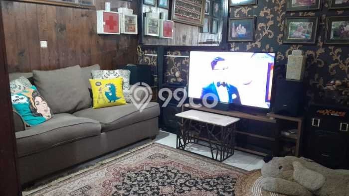 Rumah Strategis Minimalis Lb 176m2 di Ciputat Timur, Tangerang Selatan Rumah Strategis Minimalis Lb 176m2 di Ciputat Timur, Tangerang Selatan