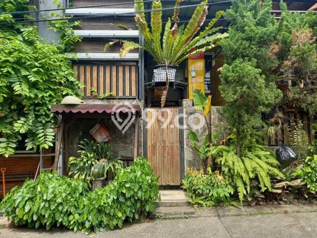 Rumah Strategis Minimalis Lb 176m2 di Ciputat Timur, Tangerang Selatan Rumah Strategis Minimalis Lb 176m2 di Ciputat Timur, Tangerang Selatan