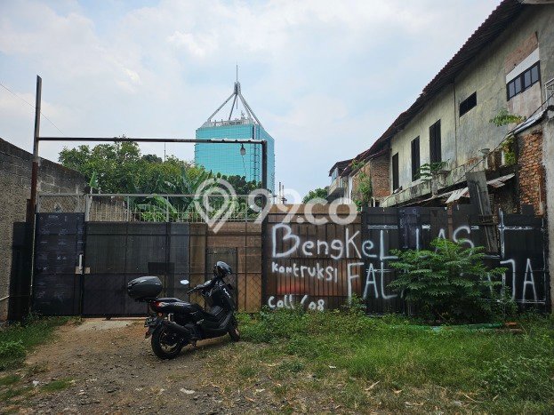 Lahan Kosong Dijual di Ciputat Timur, Tangerang Selatan, Luas 450m2 Area Strategis Lahan Kosong Dijual di Ciputat Timur, Tangerang Selatan, Luas 450m2 Area Strategis