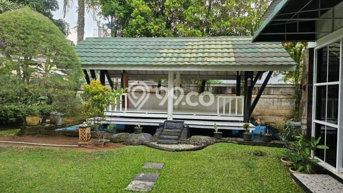 Rumah Mewah LB 0m2 Siap Huni Desain Elegan di Sentul, Bogor Rumah Mewah LB 0m2 Siap Huni Desain Elegan di Sentul, Bogor