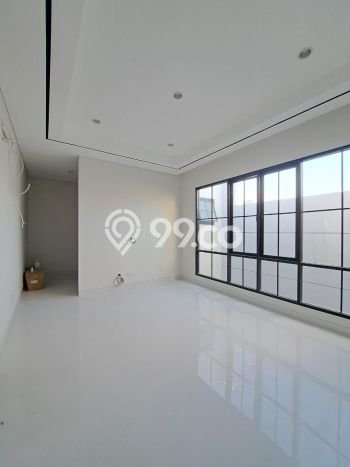 Dijual Rumah Mewah Elegan Dengan View Eksklusif di Graha, Surabaya Dijual Rumah Mewah Elegan Dengan View Eksklusif di Graha, Surabaya