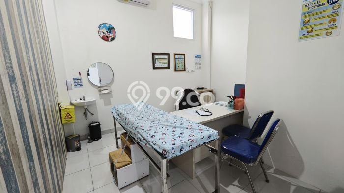 Komersial Bagus Dijual LB 288m2 Lokasi Strategis Kendal Area Cocok untuk Bisnis Komersial Bagus Dijual LB 288m2 Lokasi Strategis Kendal Area Cocok untuk Bisnis