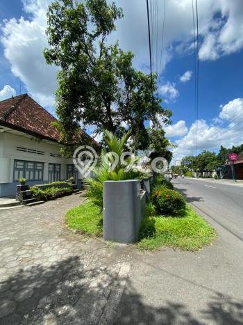 Rumah Mewah Dijual LT 1574m2 di Mantrijeron, Yogyakarta Rumah Mewah Dijual LT 1574m2 di Mantrijeron, Yogyakarta