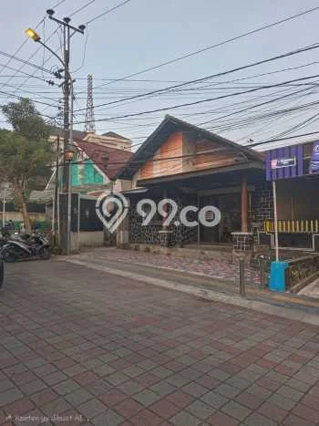 Unit Komersial Paling Strategis di Sidorejo Salatiga dengan LB 180m2 Unit Komersial Paling Strategis di Sidorejo Salatiga dengan LB 180m2