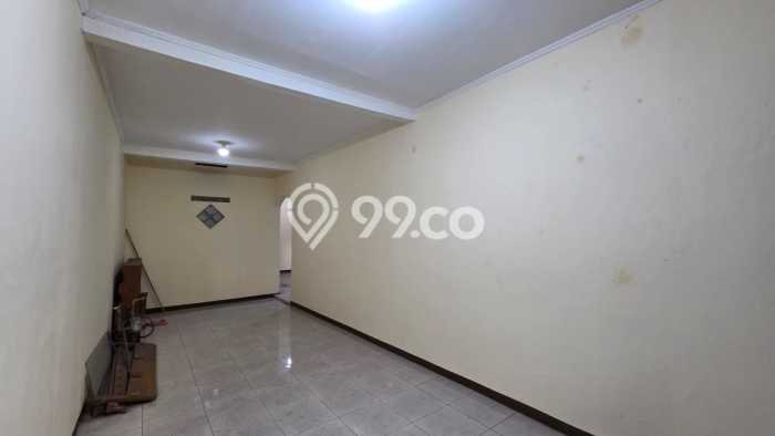 Jual Rumah Bagus Siap Huni LB 160m2 di Argomulyo, Salatiga Jual Rumah Bagus Siap Huni LB 160m2 di Argomulyo, Salatiga