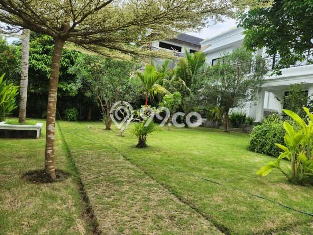 HOT DEAL! Vila di , Area 2000m2m², Lokasi Strategis HOT DEAL! Vila di , Area 2000m2m², Lokasi Strategis