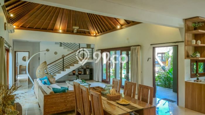DIJUAL! Vila Kawasan , Luas 650m2m², Akses Mudah Pusat Kota DIJUAL! Vila Kawasan , Luas 650m2m², Akses Mudah Pusat Kota