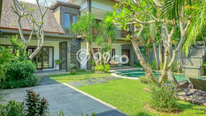 DIJUAL! Vila Kawasan , Luas 650m2m², Akses Mudah Pusat Kota DIJUAL! Vila Kawasan , Luas 650m2m², Akses Mudah Pusat Kota