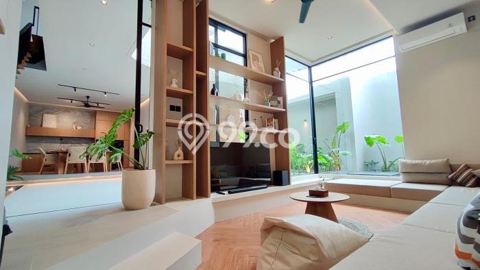 DIJUAL! Vila Kawasan , Area 150m2m², Posisi Strategis DIJUAL! Vila Kawasan , Area 150m2m², Posisi Strategis
