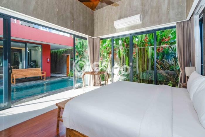 DIJUAL! Vila Kawasan , Area 305m2m², Posisi Strategis DIJUAL! Vila Kawasan , Area 305m2m², Posisi Strategis