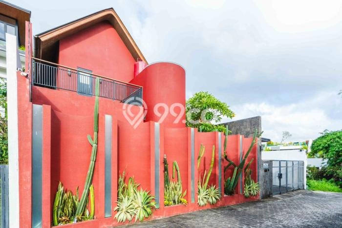 DIJUAL! Vila Kawasan , Area 305m2m², Posisi Strategis DIJUAL! Vila Kawasan , Area 305m2m², Posisi Strategis