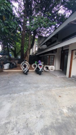 Rumah Luxury Modern Siap Huni di Bendungan Hilir Jakarta Pusat Rumah Luxury Modern Siap Huni di Bendungan Hilir Jakarta Pusat