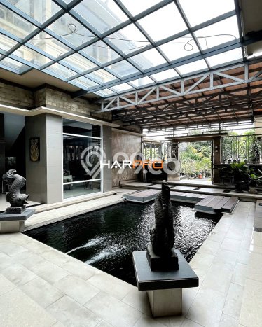 Rumah Luxury Modern Siap Huni di Cibubur Jakarta Timur Rumah Luxury Modern Siap Huni di Cibubur Jakarta Timur