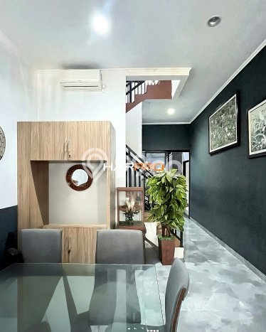 Dijual Rumah Premium dengan Fasilitas Sekitar Komplit di Tebet, Jakarta Selatan Dijual Rumah Premium dengan Fasilitas Sekitar Komplit di Tebet, Jakarta Selatan
